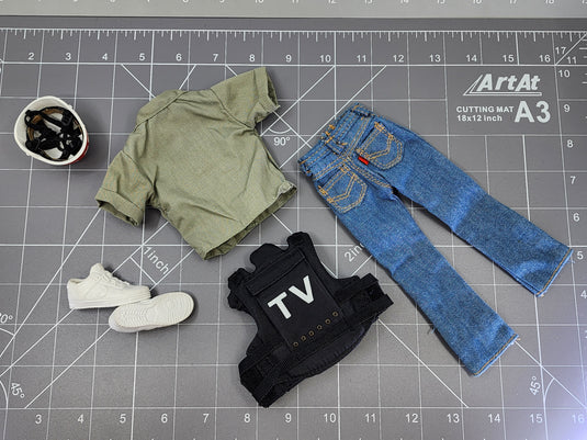 BAM 1/6 Custom Craft War Outfit W/ Helmet, Vest, & G.I. Joe Shirt (BBI)