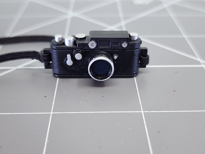 Load image into Gallery viewer, BAM 1/6 Vietnam War Journalist Reporter Camera Set

