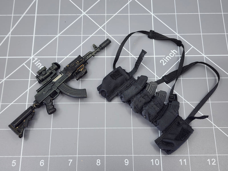 Load image into Gallery viewer, BAM 1/6 Ak W/ TS Chest Rig &amp; Extra Mags (Hot Toys)
