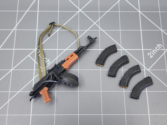 BAM 1/6 Ak W/ Extra Mags & Drum Mag (Hot Toys)