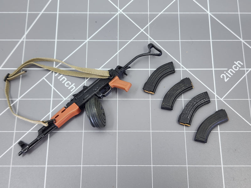 Load image into Gallery viewer, BAM 1/6 Ak W/ Extra Mags &amp; Drum Mag (Hot Toys)
