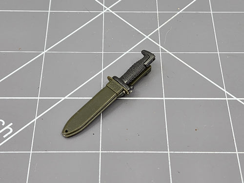 BAM 1/6 Black Bayonet W/ OD Green Sheath (Soldiers Of The World)