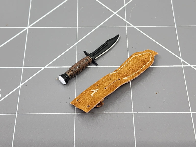 Load image into Gallery viewer, BAM 1/6 Vietnam K-Bar Knife &amp; Sheath (Toy Soldier)
