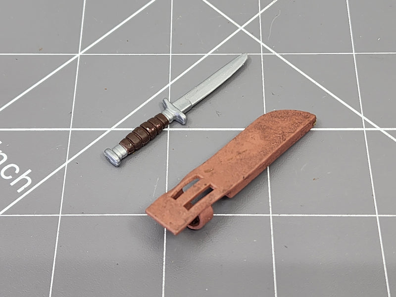 Load image into Gallery viewer, BAM 1/6 K-Bar Knife W/ Sheath Ver. 7
