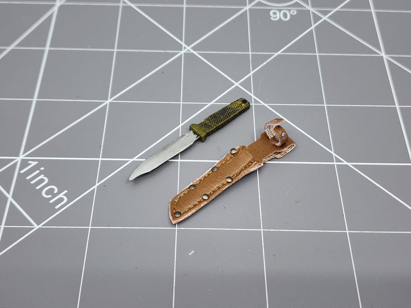 Load image into Gallery viewer, BAM 1/6 Metal Knife W/ Sheath
