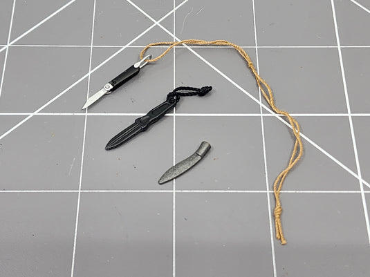 BAM 1/6 *Lot* Of Small Knives