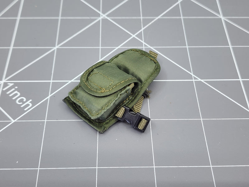 Load image into Gallery viewer, BAM 1/6 OD Green Drop Leg Grenade Pouch (Toy Soldier)
