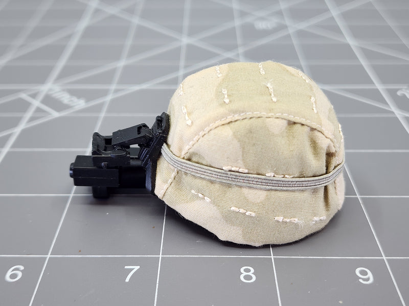 Load image into Gallery viewer, BAM 1/6 3C Desert Camo Helmet W/ NVG (Dragon)
