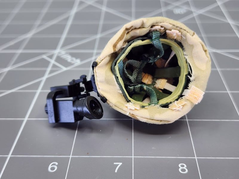 Load image into Gallery viewer, BAM 1/6 3C Desert Camo Helmet W/ NVG (Dragon)
