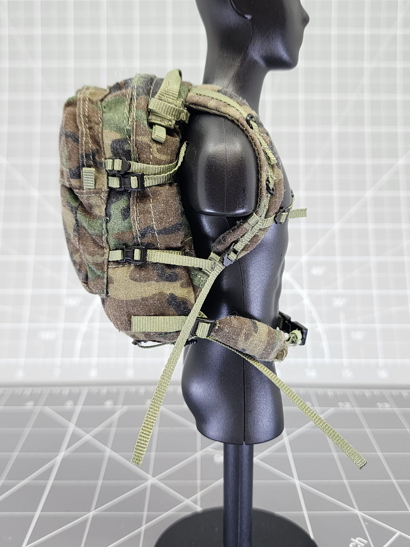 Load image into Gallery viewer, BAM 1/6 Woodlands Camo Assault Pack (Dragon)
