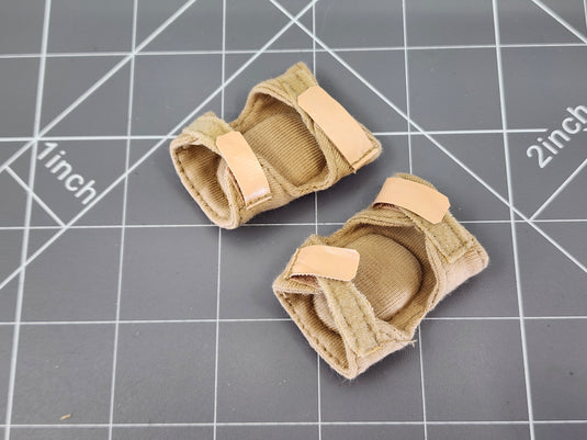 BAM 1/6 Coyote Tan Knee Pads (Toy Soldier)
