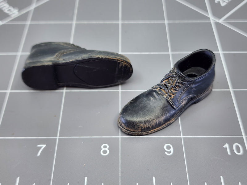 Load image into Gallery viewer, BAM 1/6 Weathered Black Shoes (Peg Type)
