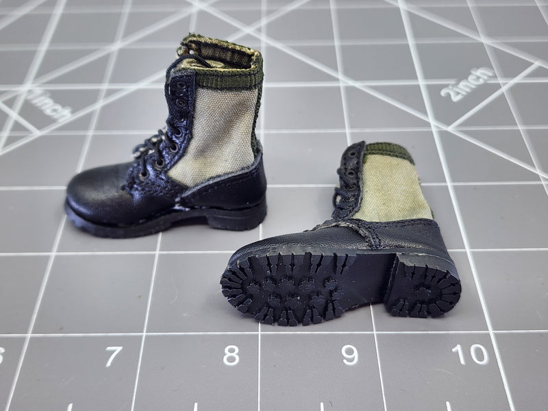 Load image into Gallery viewer, BAM 1/6 Vietnam Jungle Boots (New Line Miniatures) (Foot Type)
