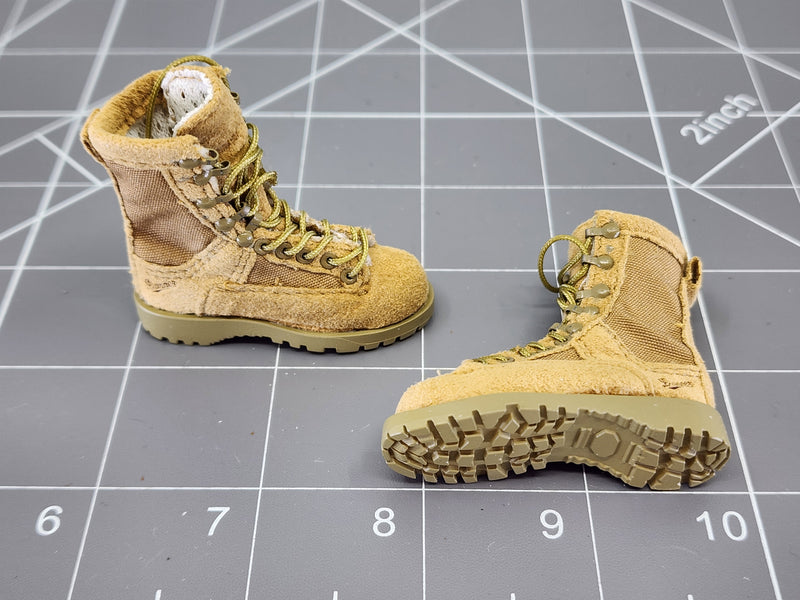 Load image into Gallery viewer, BAM 1/6 Coyote Tan Danner Work Boots (Soldier Story) (Foot Type)
