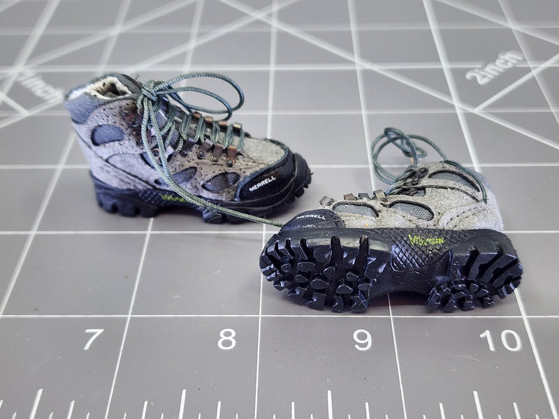 Load image into Gallery viewer, BAM 1/6 Merrell Saw Tooth Hiking Boots Ver. 3 (Crazy Dummy) (Foot Type)
