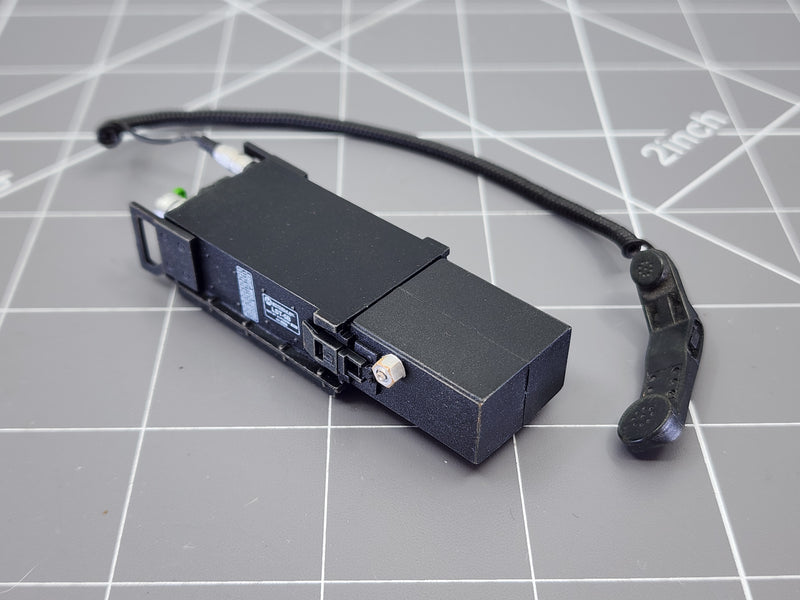 Load image into Gallery viewer, BAM 1/6 UHF Radio W/ Handset
