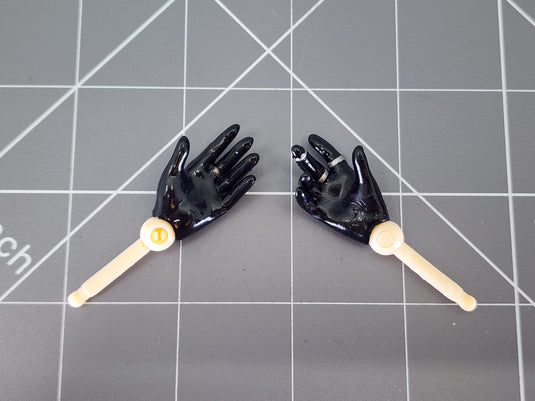 BAM 1/6 Female Hand Set W/ Gloves (BBI)