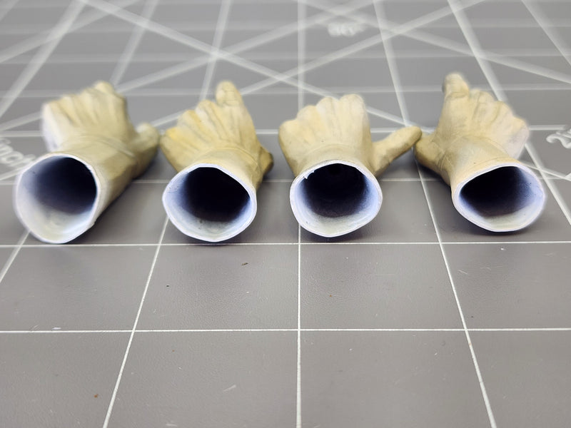 Load image into Gallery viewer, BAM 1/6 *Lot* Of Hands W/ Gloves
