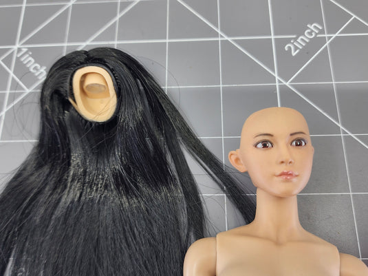 Bam 1/6 Female Body W/ Removable Hair, Stand, & extra Hands (Flagset)