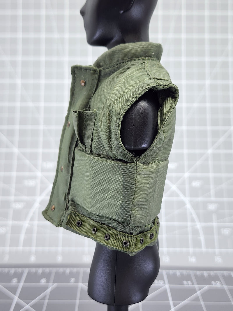 Load image into Gallery viewer, Bam 1/6 Vietnam OD Green Vest (Dragon) (See Desc.)
