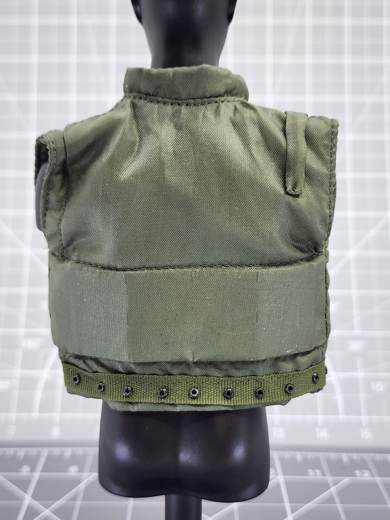 Load image into Gallery viewer, Bam 1/6 Vietnam OD Green Vest (Dragon) (See Desc.)
