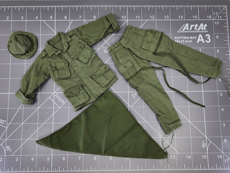 Load image into Gallery viewer, Bam 1/6 Vietnam OD Green Uniform
