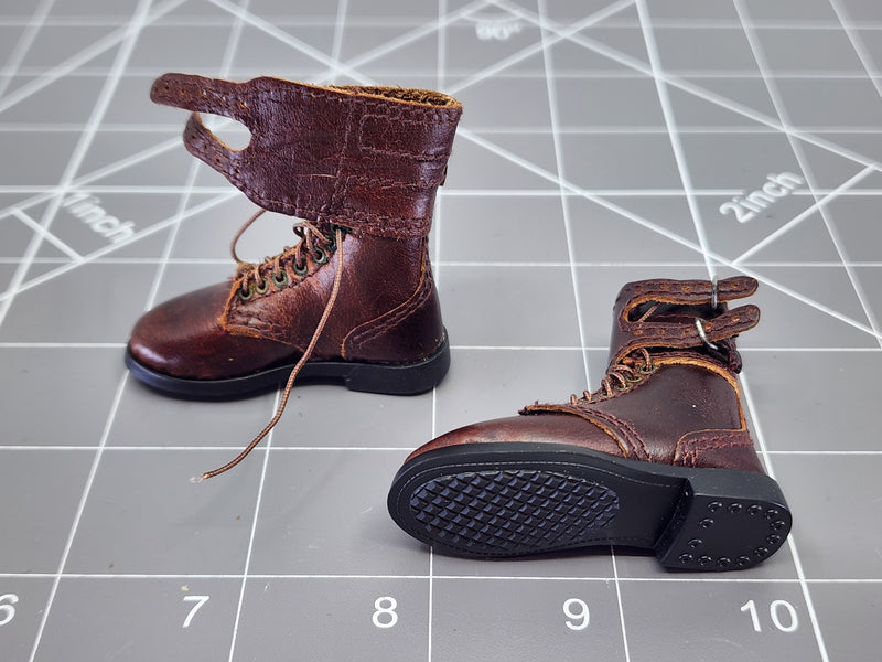 Load image into Gallery viewer, Bam 1/6 Vietnam WWII Leather Type Boots W/ Lace Cover (Foot Type)
