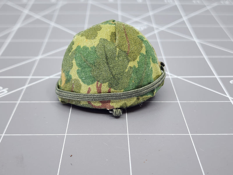 Load image into Gallery viewer, Bam 1/6 Vietnam Mitchel Pattern Camo Helmet (Soldiers Of The World)
