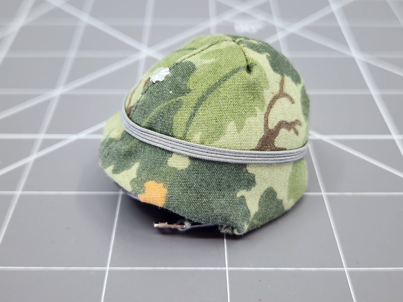 Load image into Gallery viewer, Bam 1/6 Vietnam Mitchel Pattern Camo Helmet W/ Colonel Badge (Dragon)
