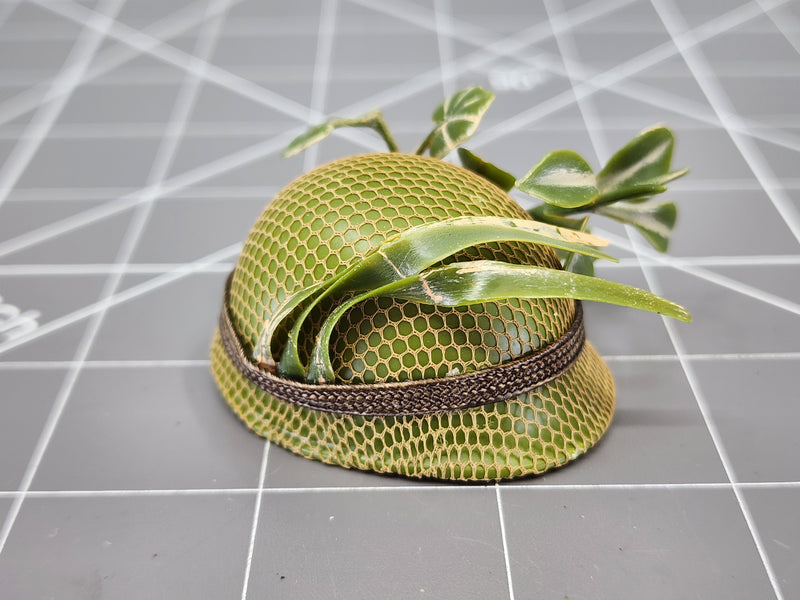 Load image into Gallery viewer, Bam 1/6 Vietnam Viet Cong Mesh and Plant Covered Helmet (Soldiers Of The World)
