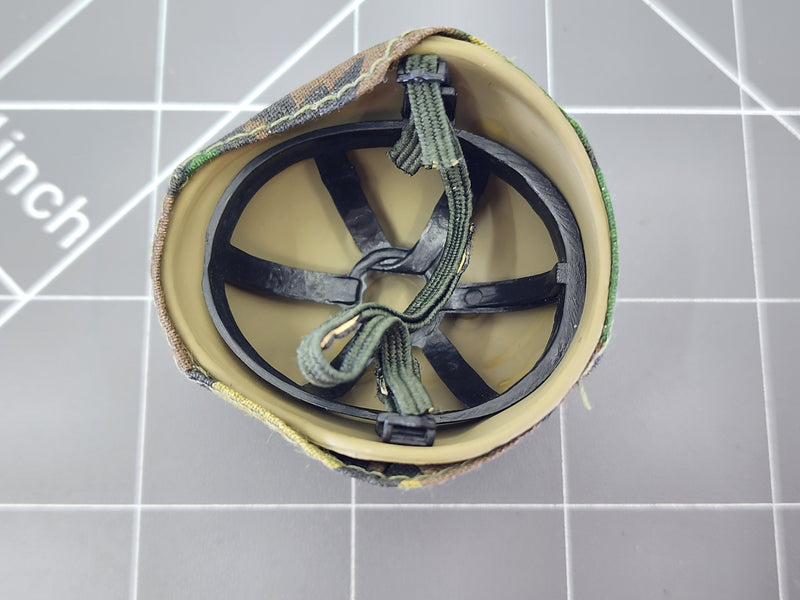 Load image into Gallery viewer, Bam 1/6 Woodlands Camo Helmet
