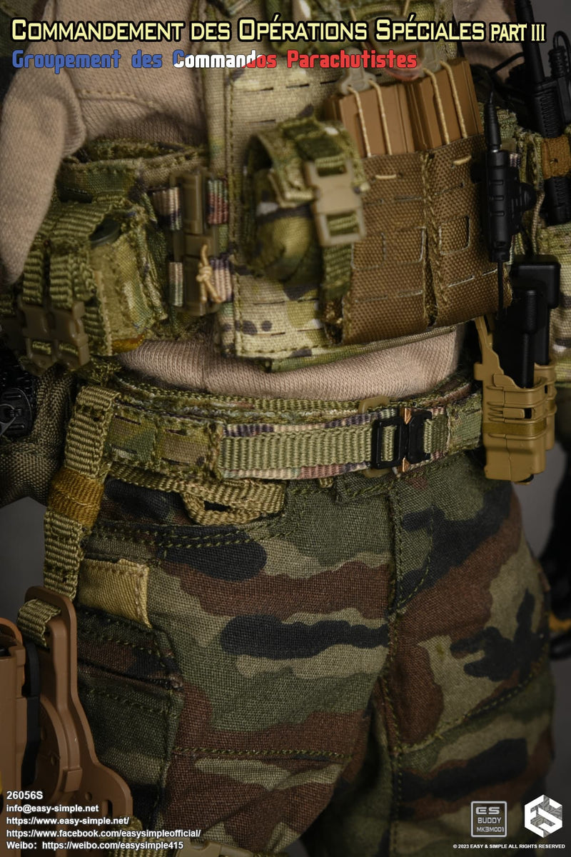 Load image into Gallery viewer, French - Commandement Des Opérations Spéciales Ver. S - MINT IN BOX
