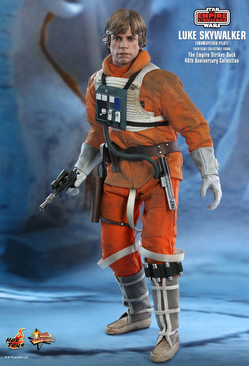 Load image into Gallery viewer, SW Ep. V - Grey Snowspeeder w/2x Snowspeeder Luke COMBO - MINT IN BOX
