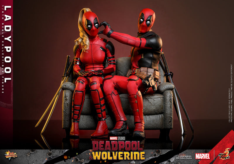 Load image into Gallery viewer, Deadpool &amp; Wolverine - Deadpool &amp; Ladypool - MINT IN BOX
