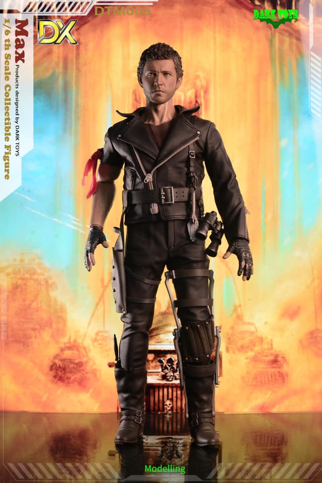Load image into Gallery viewer, Mad Max - Base Figure Stand
