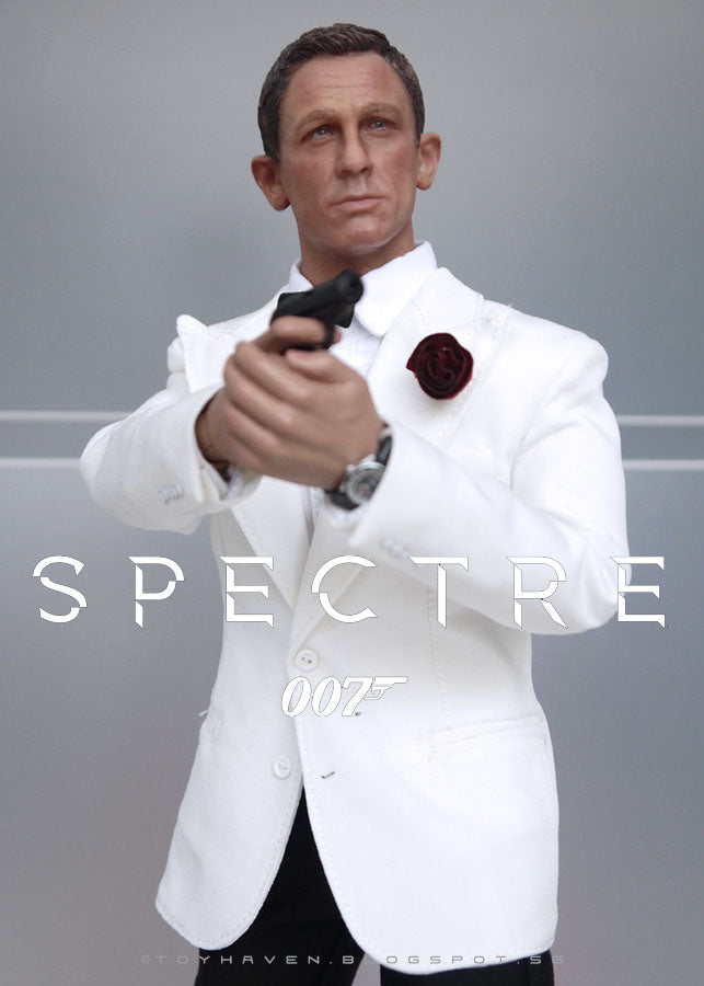 Load image into Gallery viewer, 007 Spectre - James Bond - White Tuxedo Edition - MINT IN BOX
