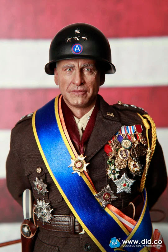 Load image into Gallery viewer, WWII - US Army General George S. Patton w/Gift Set - MINT IN BOX
