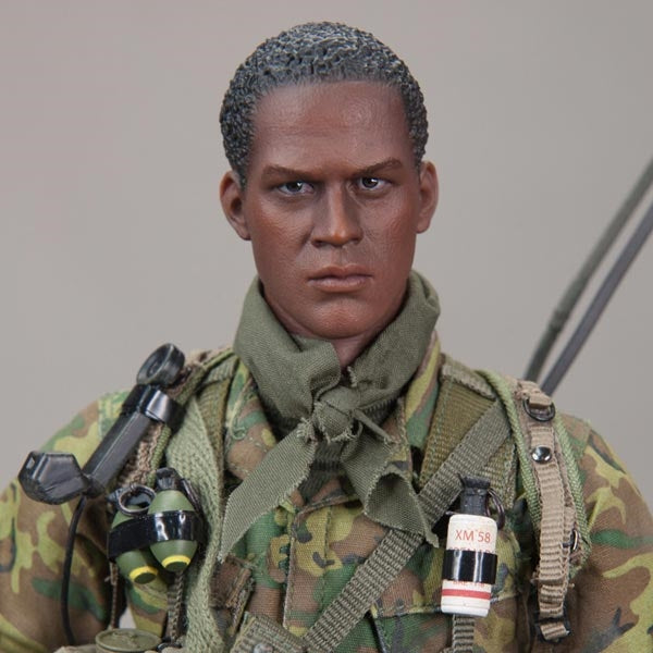 Load image into Gallery viewer, Vietnam - Long-Range Reconnaissance Patrol (LLRPs) Cobra - MINT IN BOX
