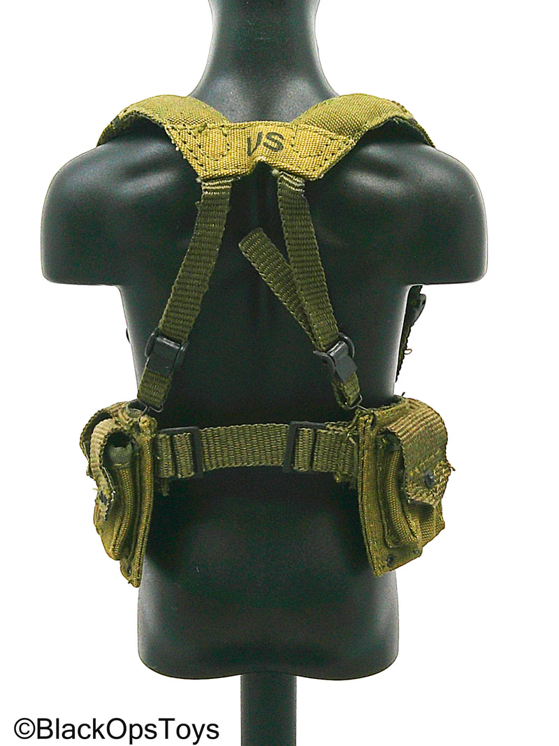 Load image into Gallery viewer, Vietnam Era Rivet Belt w/Harness &amp; Pouches (Toy Soldier)
