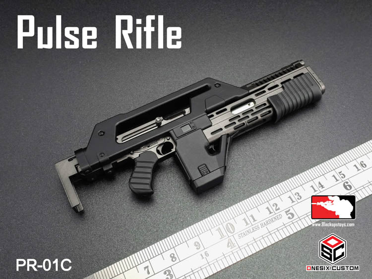 Load image into Gallery viewer, Black M41A Pulse Rifle Ver. 1 w/Round Counter &amp; Extra Magazine LE
