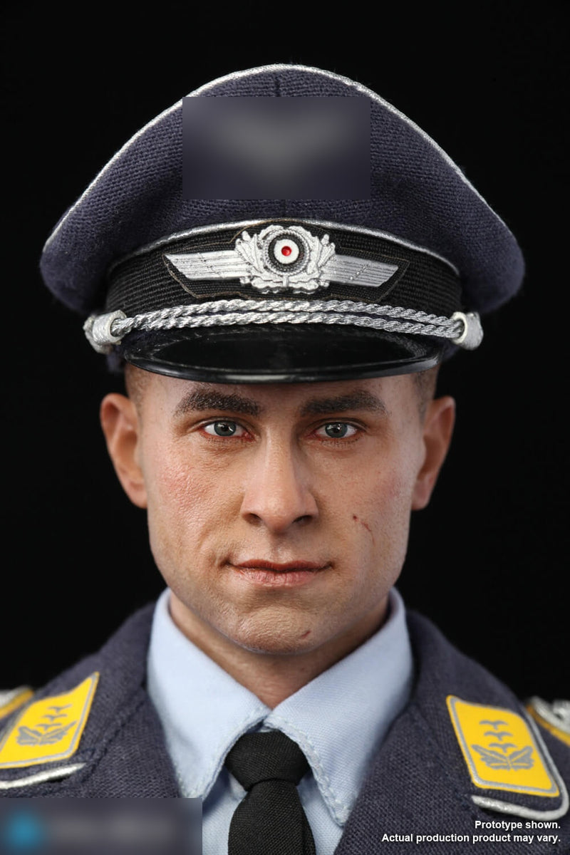 Load image into Gallery viewer, WWII - German Luftwaffe Captain - Willi - MINT IN BOX (READ DESC)
