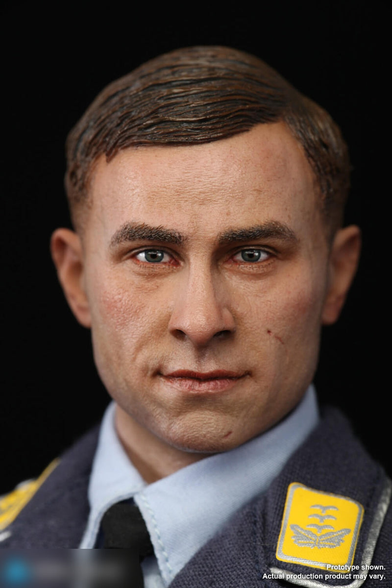 Load image into Gallery viewer, WWII - German Luftwaffe Captain - Willi - MINT IN BOX (READ DESC)
