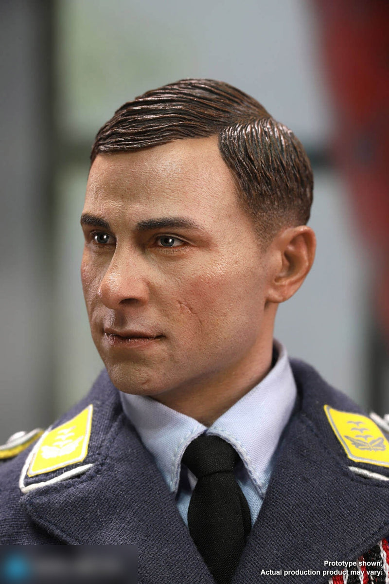 Load image into Gallery viewer, WWII - German Luftwaffe Captain - Willi - MINT IN BOX (READ DESC)

