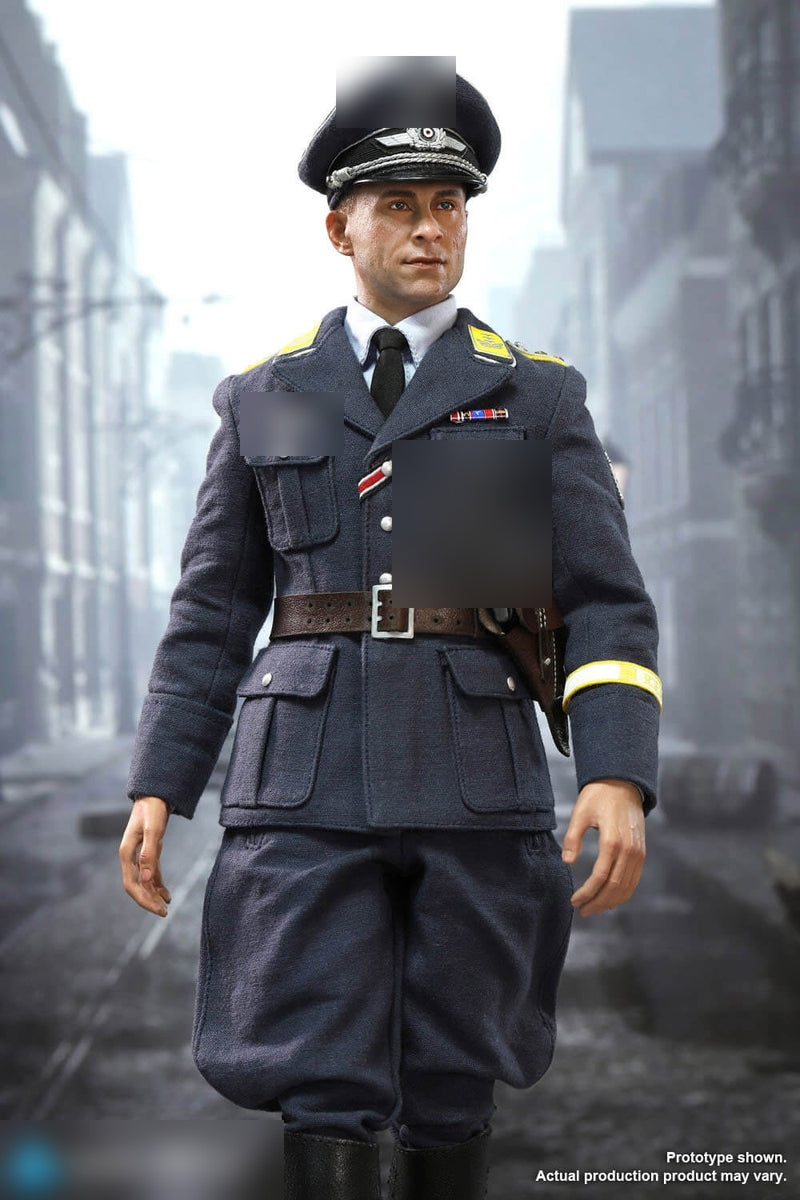 Load image into Gallery viewer, WWII - German Luftwaffe Captain - Willi - MINT IN BOX (READ DESC)
