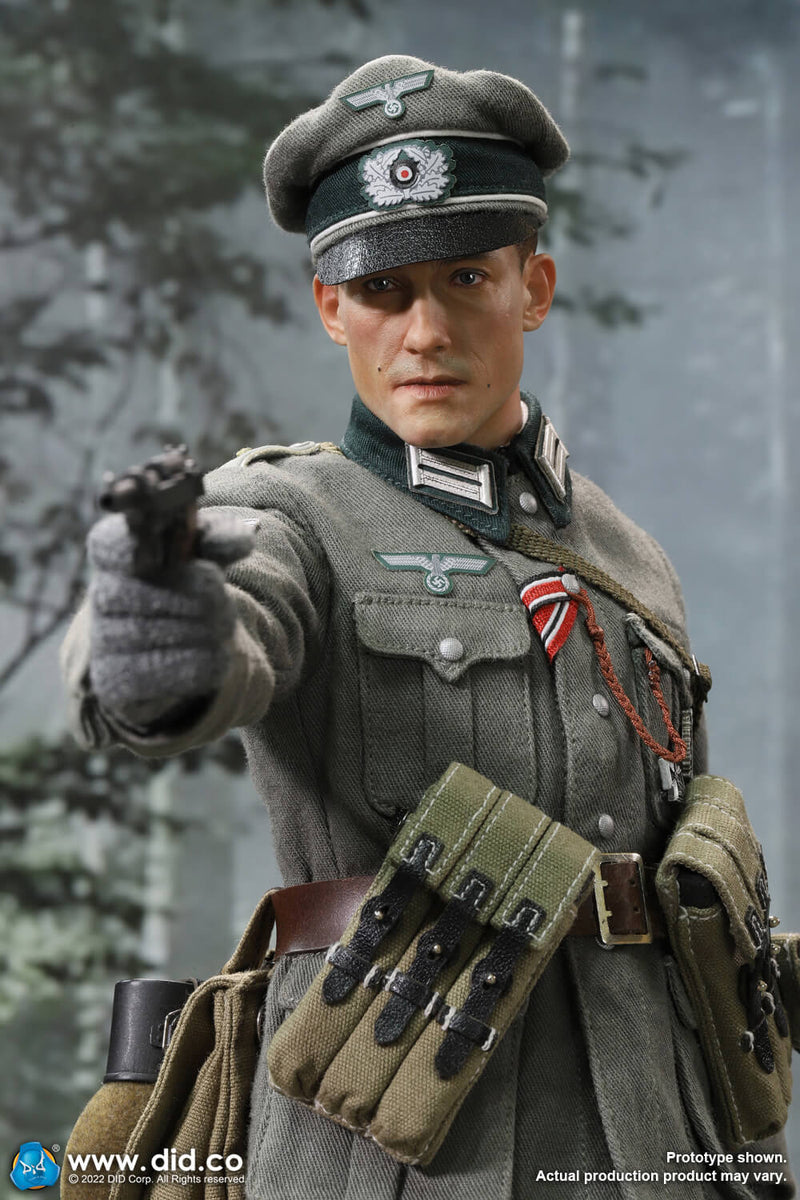 Load image into Gallery viewer, WWII - German WH Infantry - Male Body w/Head Sculpt &amp; Green Uniform
