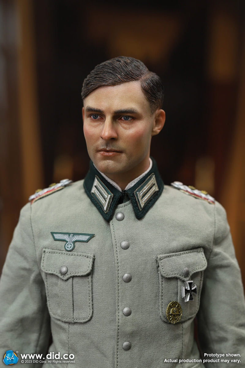 Load image into Gallery viewer, WWII - Operation Valkyrie - Claus von Stauffenberg - MINT IN BOX
