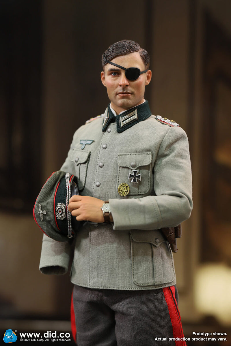 Load image into Gallery viewer, WWII - Operation Valkyrie - Claus von Stauffenberg - MINT IN BOX
