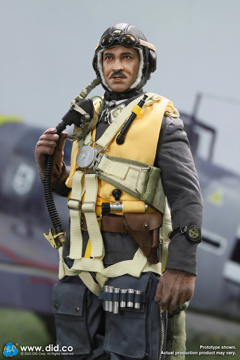 Load image into Gallery viewer, WWII - German Luftwaffe Pilot w/Cockpit  - MINT IN BOX (READ DESC)
