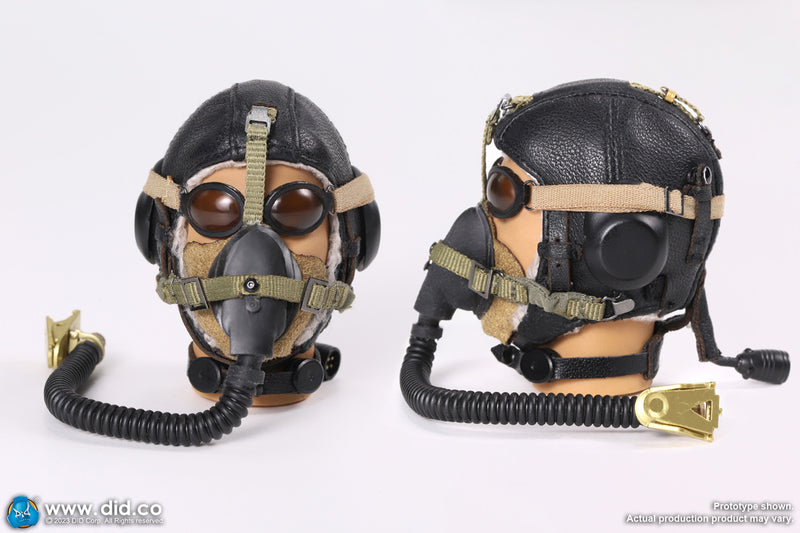 Load image into Gallery viewer, WWII - German Luftwaffe Pilot w/Cockpit  - MINT IN BOX (READ DESC)
