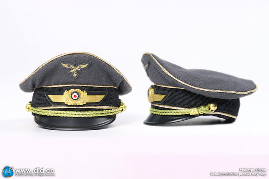 WWII - German Luftwaffe Pilot w/Cockpit  - MINT IN BOX (READ DESC)